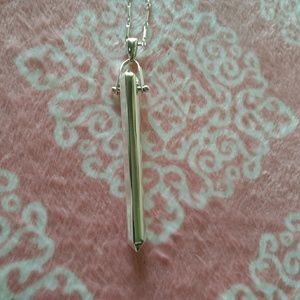Stella & Dot Jewelry - Stella & Dot Rebel Pendant Necklace Stella & Dot Jewelry - Stella & Dot Rebel Pendant Necklace